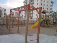 Ahşap Oyun Parkı