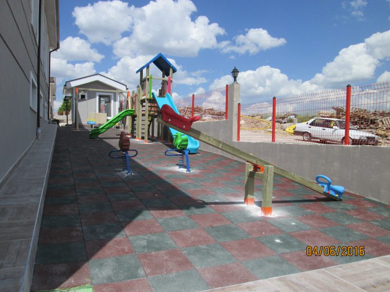 Ahşap Oyun Parkı