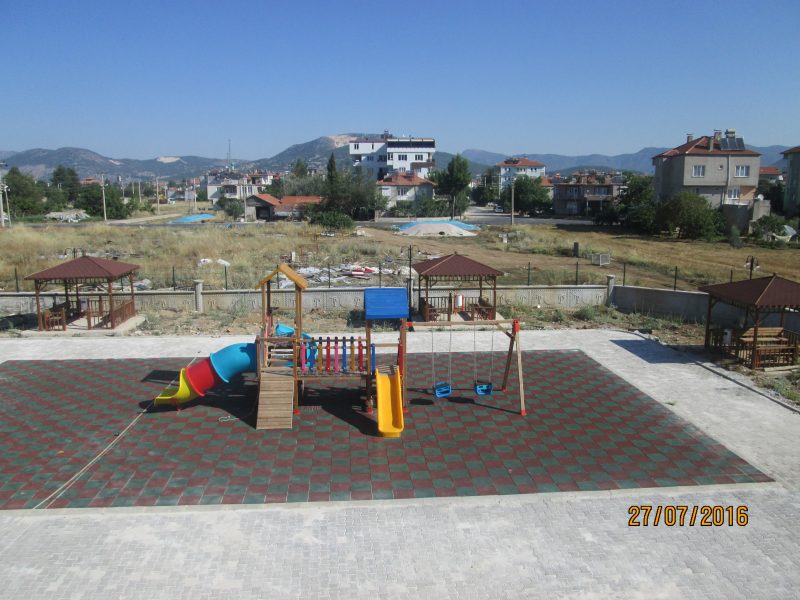 Ahşap Oyun Parkı
