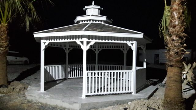 Ahşap Kamelya - Ahşap Çardak