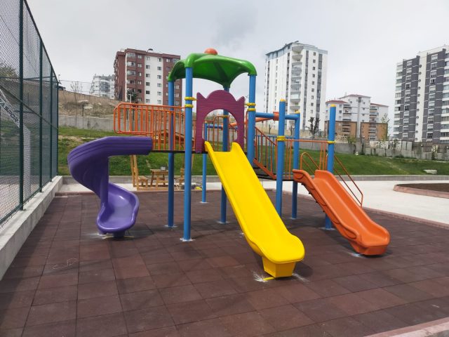 Metal Oyun Alanları