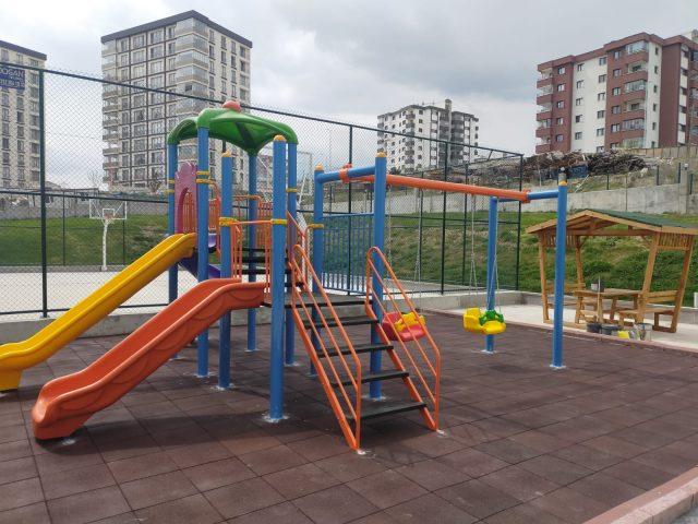 Metal Oyun Alanları