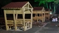 Ahşap Çatılı Piknik Masası