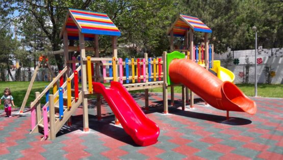 Ahşap Oyun Parkı